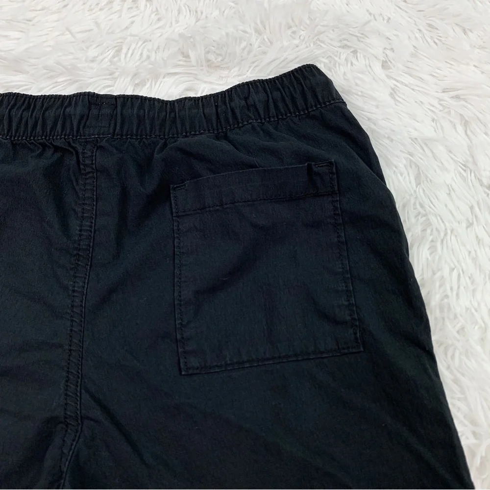 Gap‎ boy's chino shorts in black elastic waist